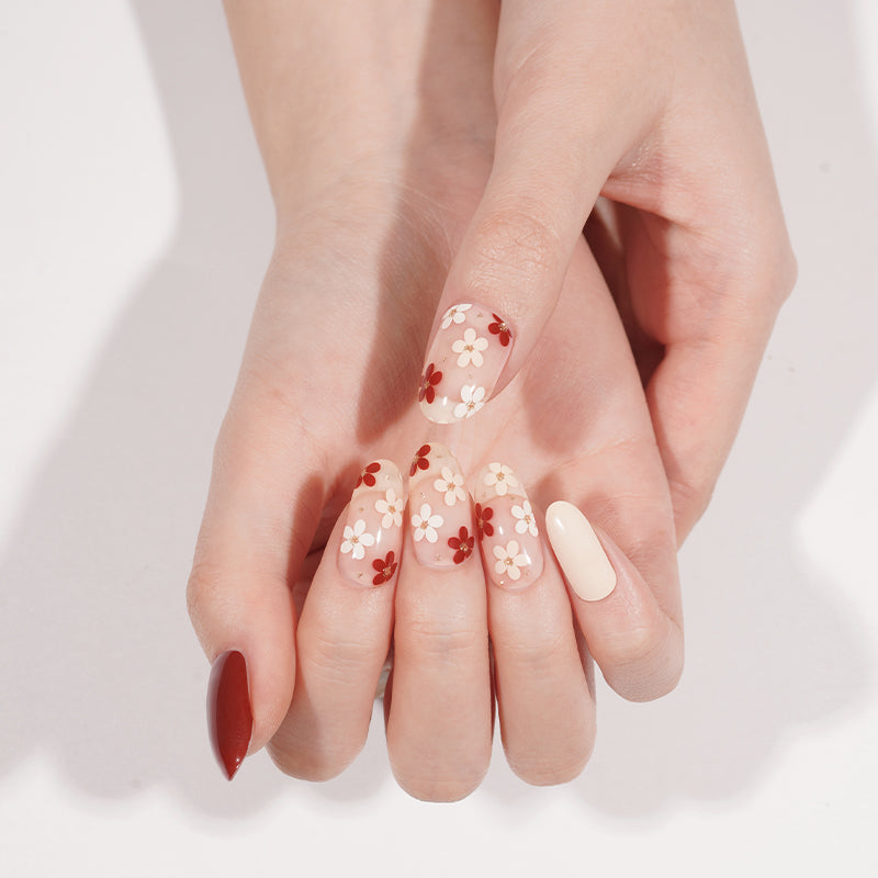 Stickers ongles en gel Dalora blanc, brun et transparent avec fleurs assorties