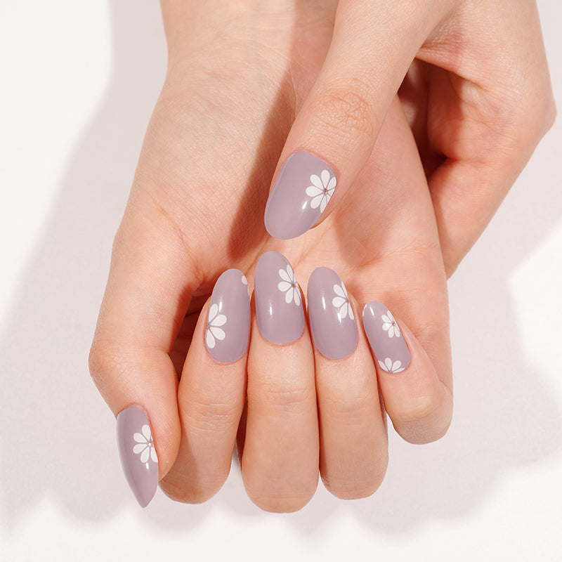 Stickers ongles en gel Lilwen gris transparent avec fleurs blanches